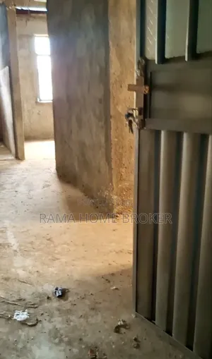 2bdrm Condo in Yeka for sale