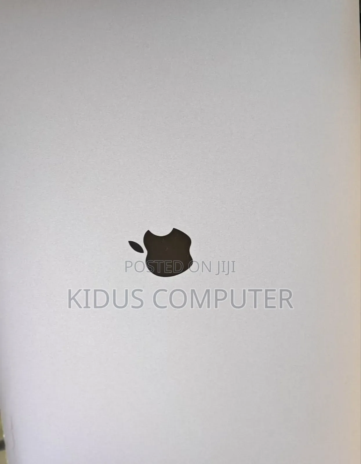 New Laptop Apple MacBook Pro 2019 32GB Intel Core I9 SSD 512GB