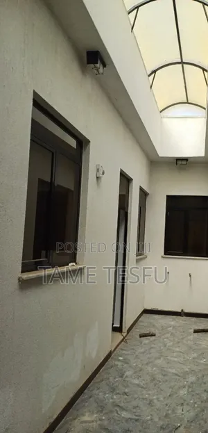 Furnished 4bdrm Villa in ወሰን, Yeka for sale