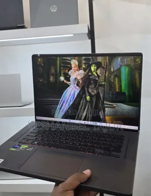 New Laptop Asus ROG Zephyrus G15 16GB Intel Core I9 SSD 1T