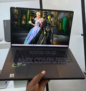 New Laptop Asus ROG Zephyrus G16 16GB Intel Core I9 SSD 1T