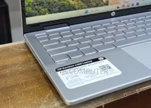 New Laptop HP Pavilion 15 8GB Intel Core I5 SSD 512GB