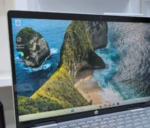 New Laptop HP Pavilion 15 8GB Intel Core I5 SSD 512GB