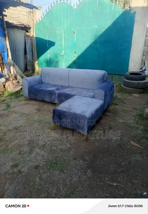Photo - Early Sofa