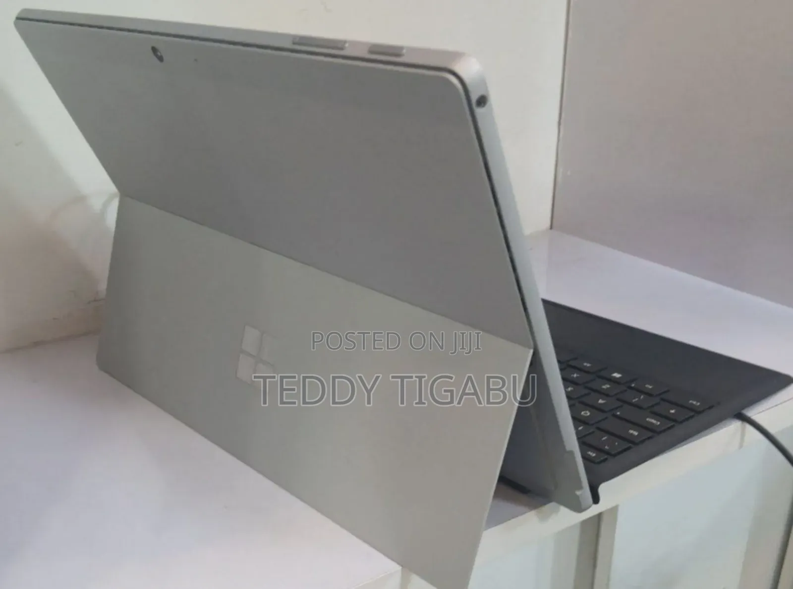New Laptop Microsoft Surface Pro 7 16GB Intel Core I5 SSD 256GB