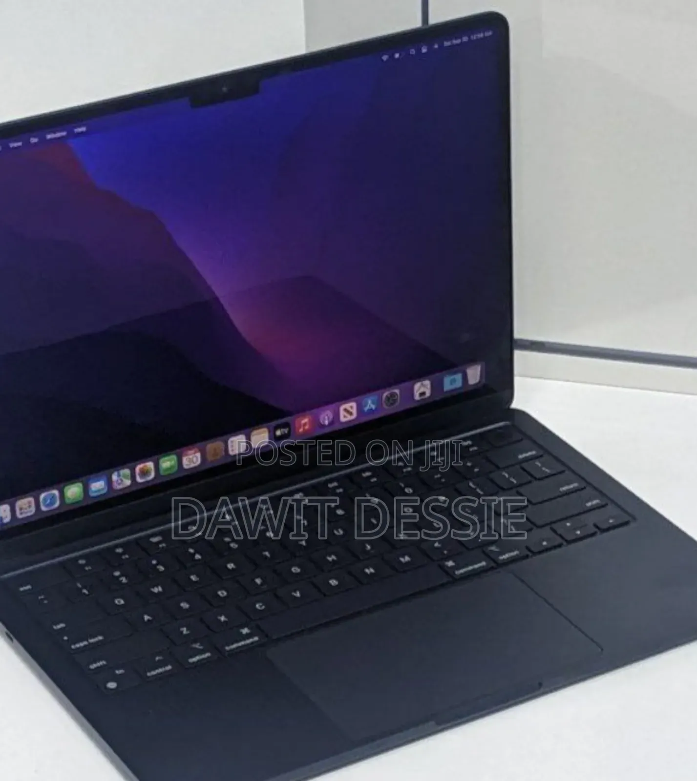 New Laptop Apple MacBook Air 2022 M2 8GB Apple M2 SSD 512GB