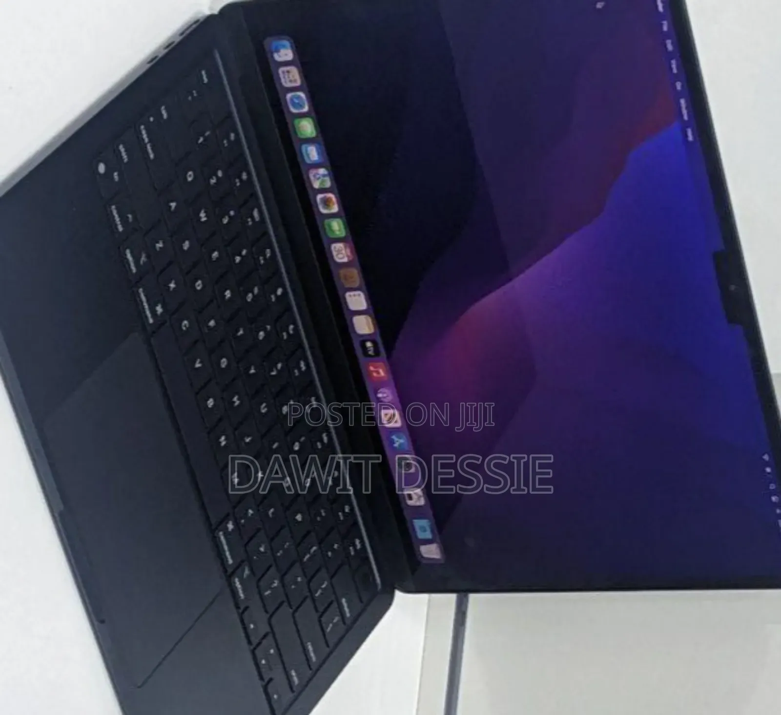 New Laptop Apple MacBook Air 2022 M2 8GB Apple M2 SSD 512GB