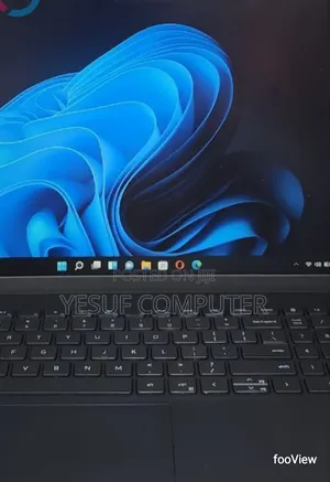 New Laptop Dell Inspiron 15 8GB AMD Ryzen 5 SSD 512GB