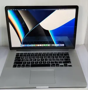 New Laptop Apple MacBook Pro 2015 16GB Intel Core I5 SSD 512GB
