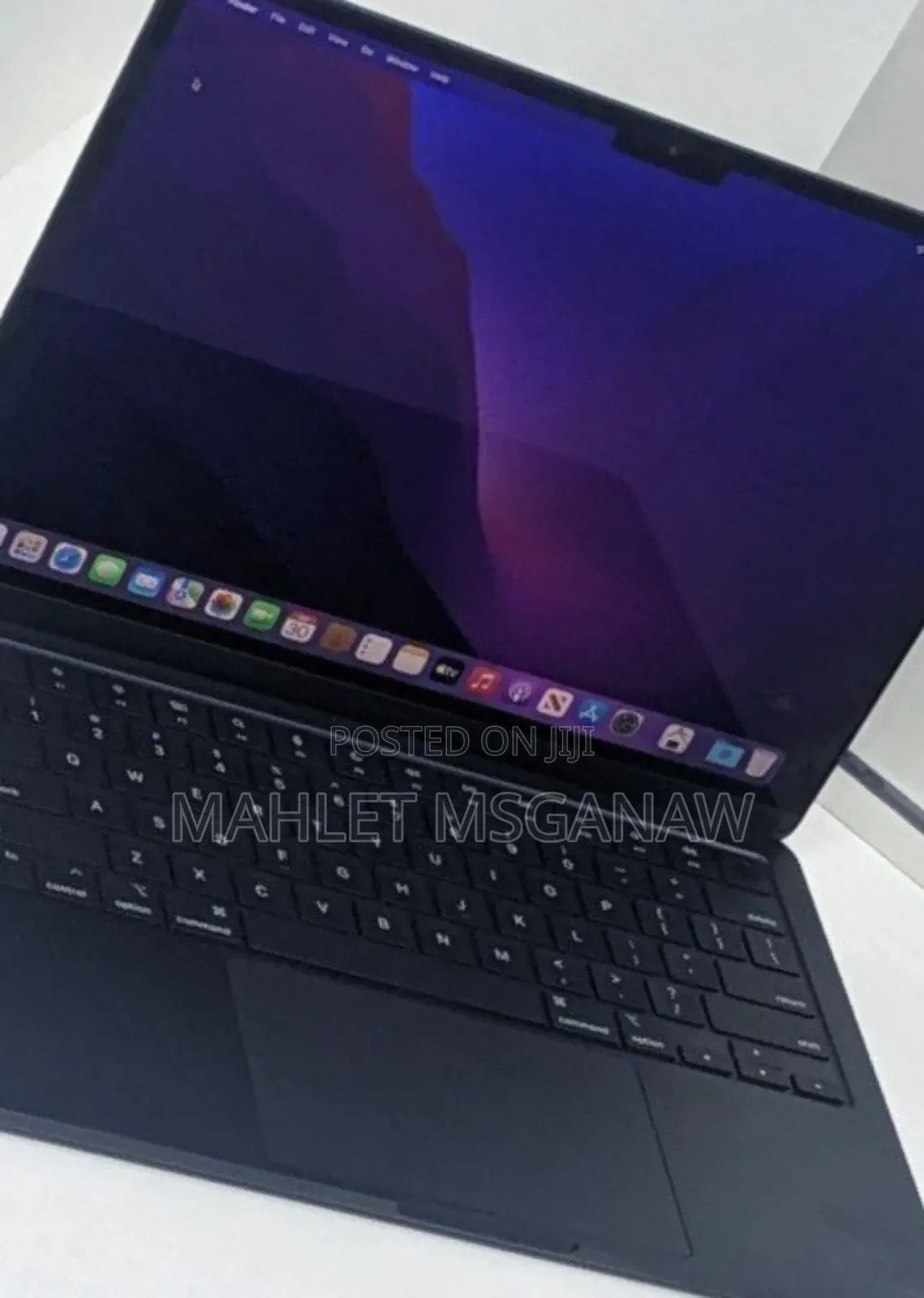 New Laptop Apple MacBook Air 2022 M2 8GB Apple M2 SSD 512GB