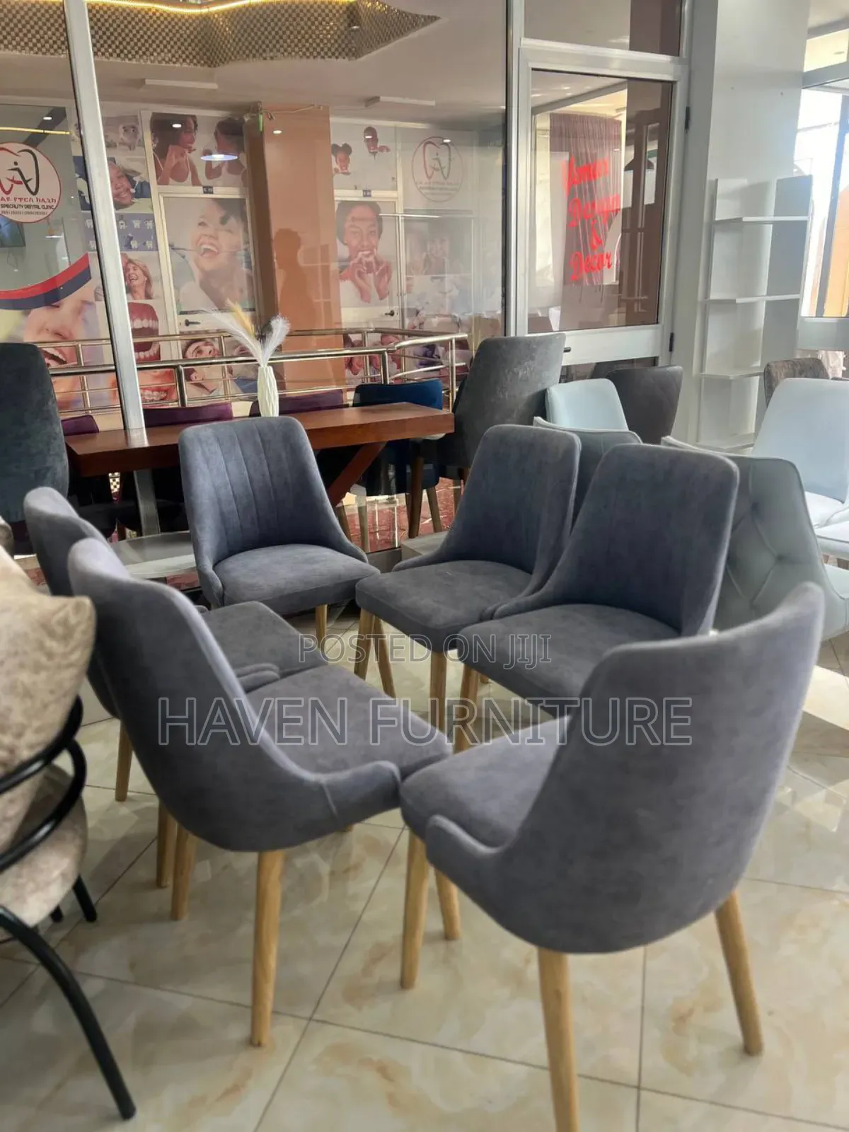 Heaven on Land Dining Tabl