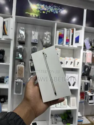 New Apple iPhone Air 256 GB Gold