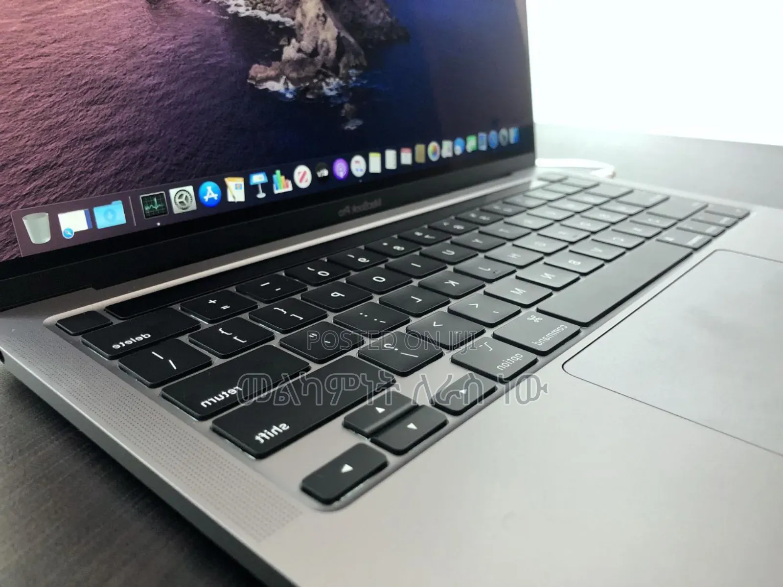 New Laptop Apple MacBook Pro 16GB Apple M4 SSD 512GB