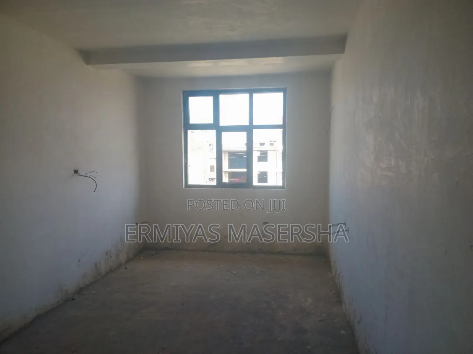 5bdrm House in Akaky Kaliti for sale