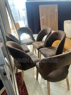 Photo - Corresponding Dining Table