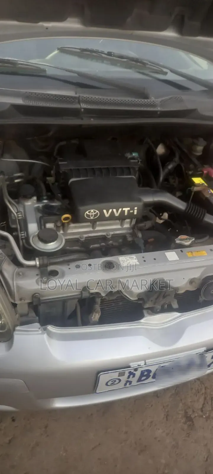 Toyota Vitz 2002 Silver