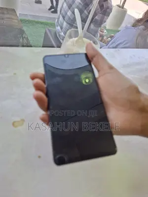 Photo - Huawei P30 128 GB Black