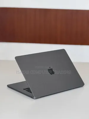 New Laptop Apple MacBook Air 2024 M3 15-Inch 8GB SSD 256GB