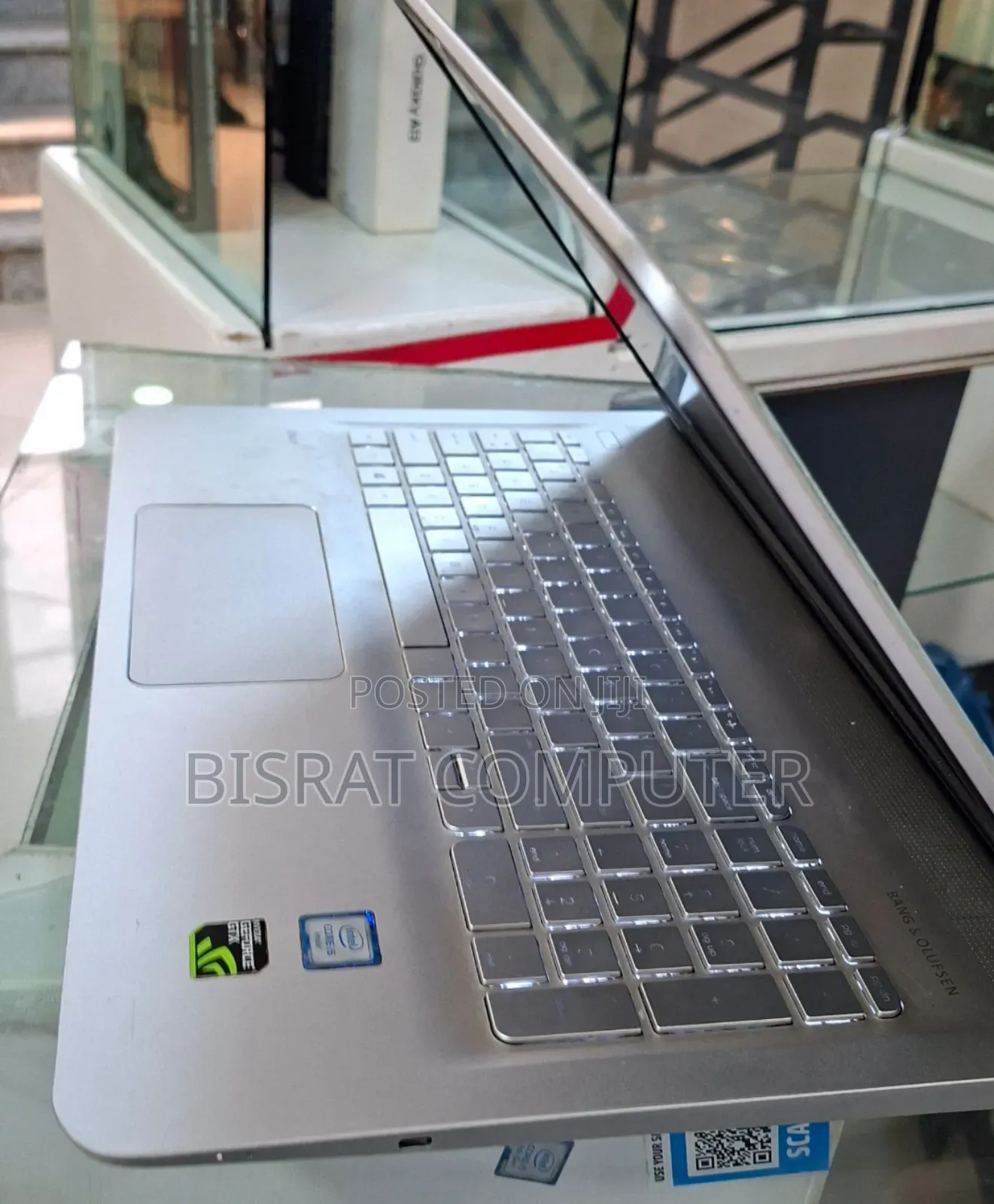 New Laptop HP Envy X360 12GB Intel Core I5 SSD 512GB