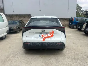 Toyota bZ4X 2022 White