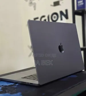 New Laptop Apple MacBook Pro M1 16GB Apple M1 Pro SSD 1T