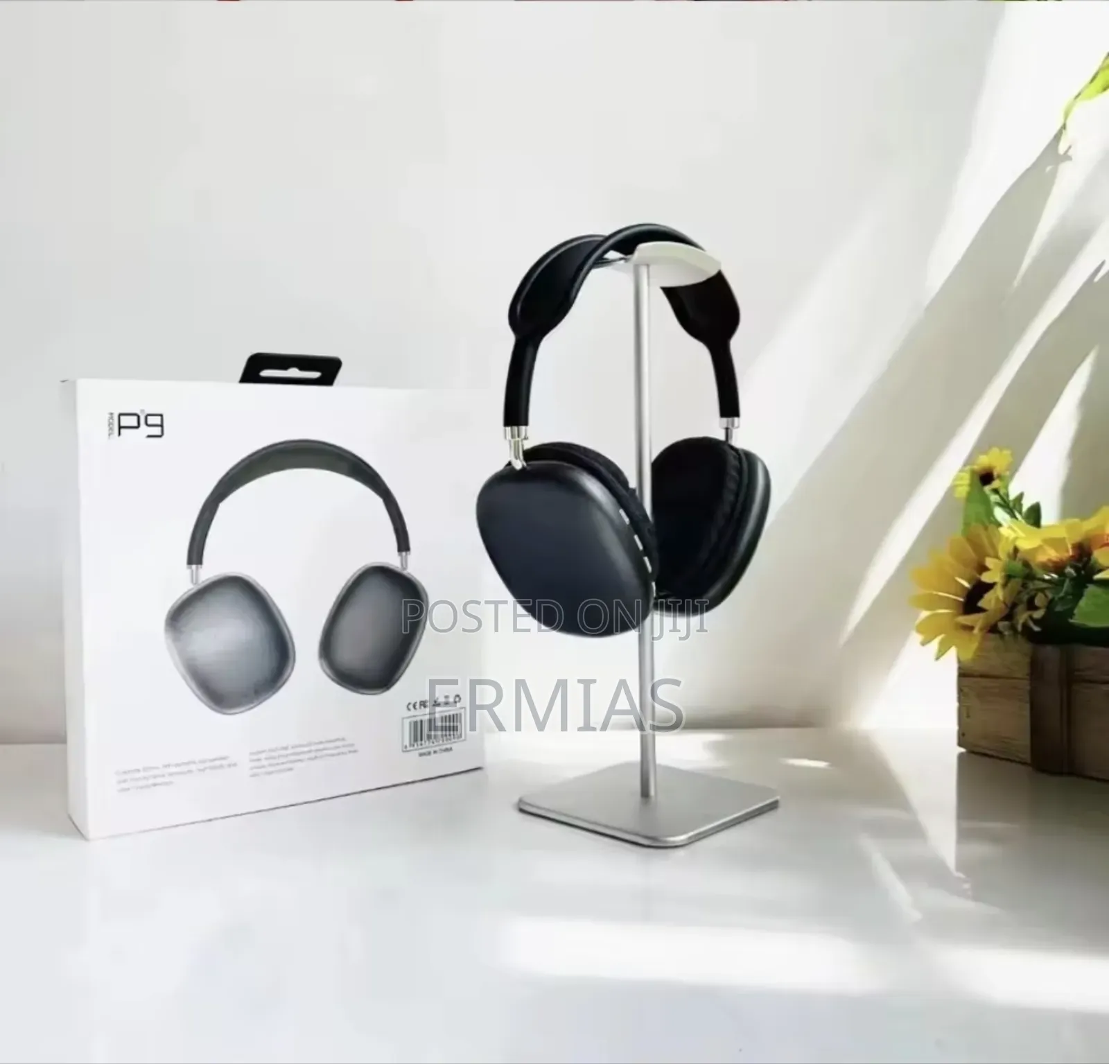 The P9 Wireless Bluetooth Headphone