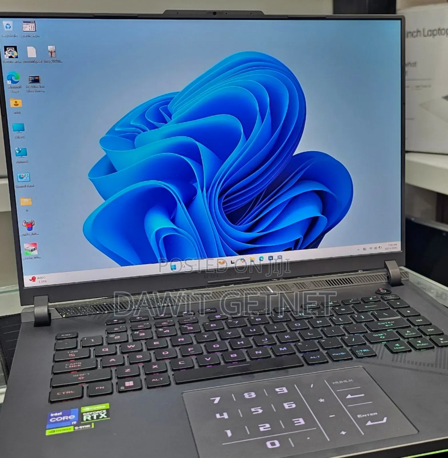 New Laptop Asus ROG Strix G15 16GB Intel Core I9 SSD 1T