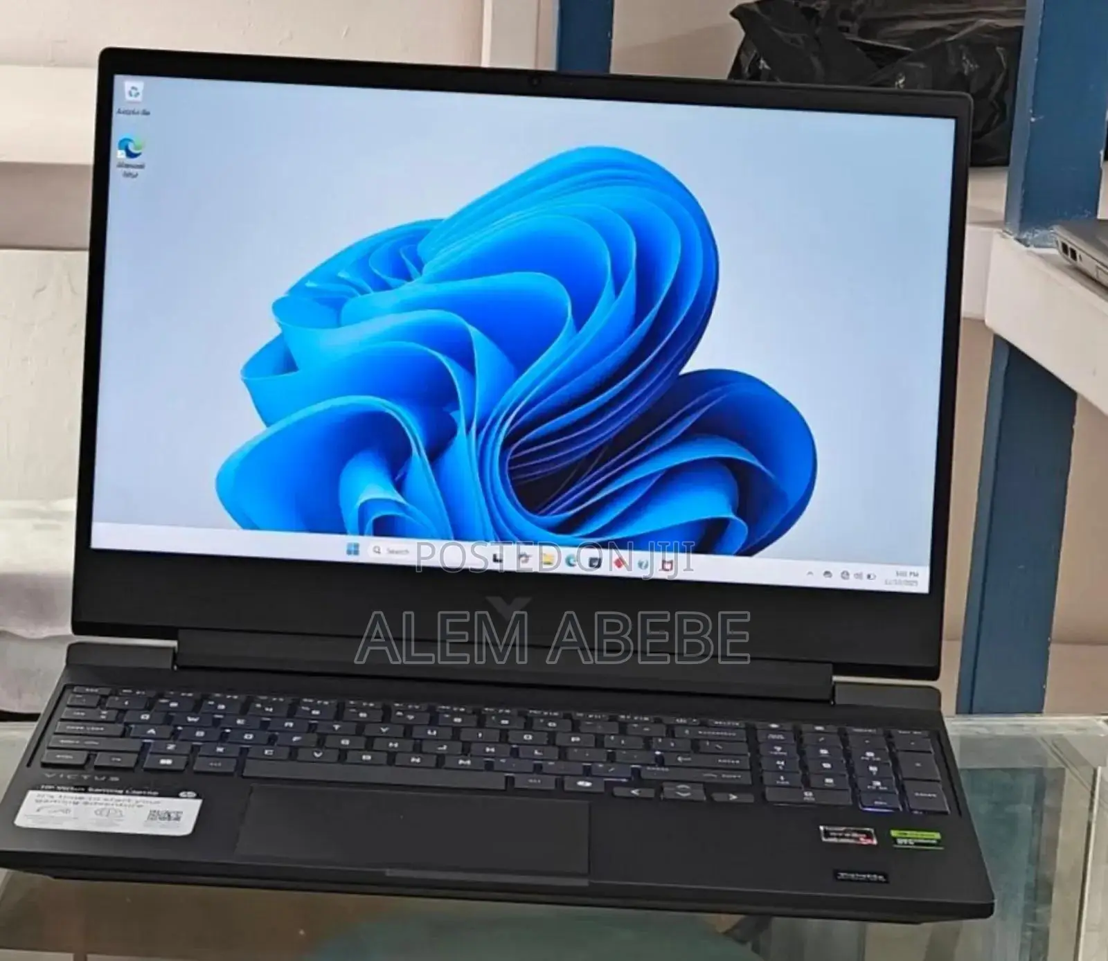 New Laptop HP Victus 15 16GB AMD Ryzen 7 SSD 512GB