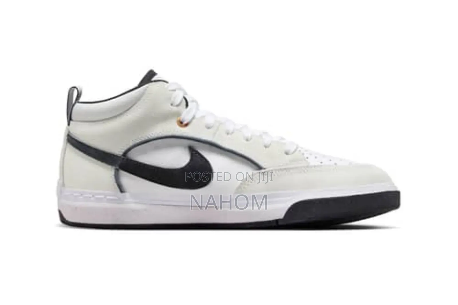 Nike Leo Banker Skateboarding