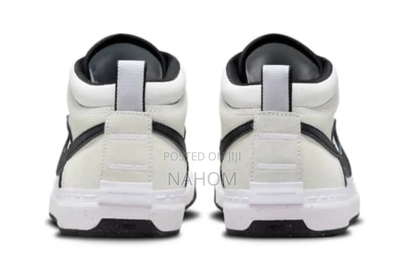 Nike Leo Banker Skateboarding