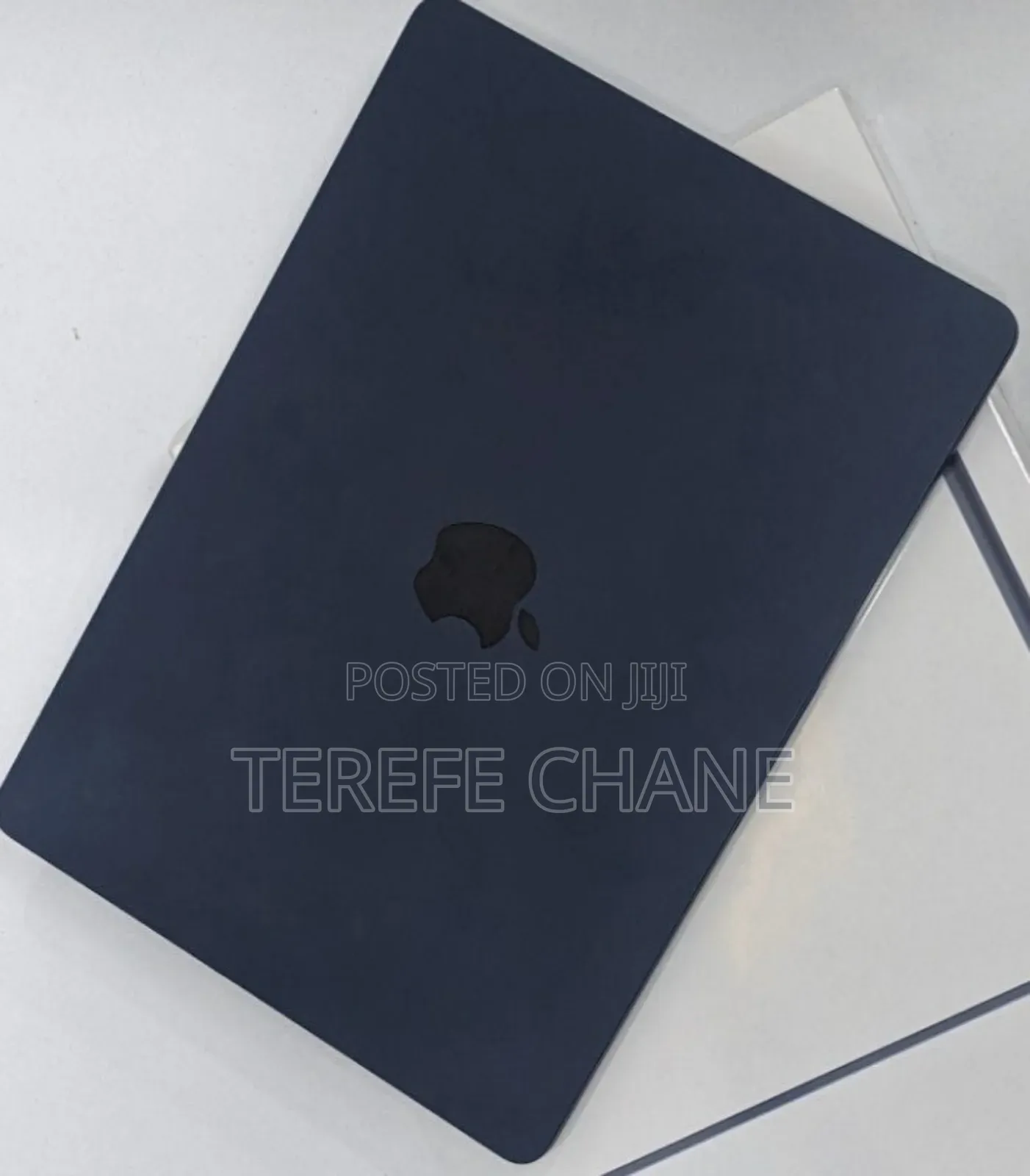 New Laptop Apple MacBook Air 2022 M2 8GB Intel Core I5 SSD 512GB