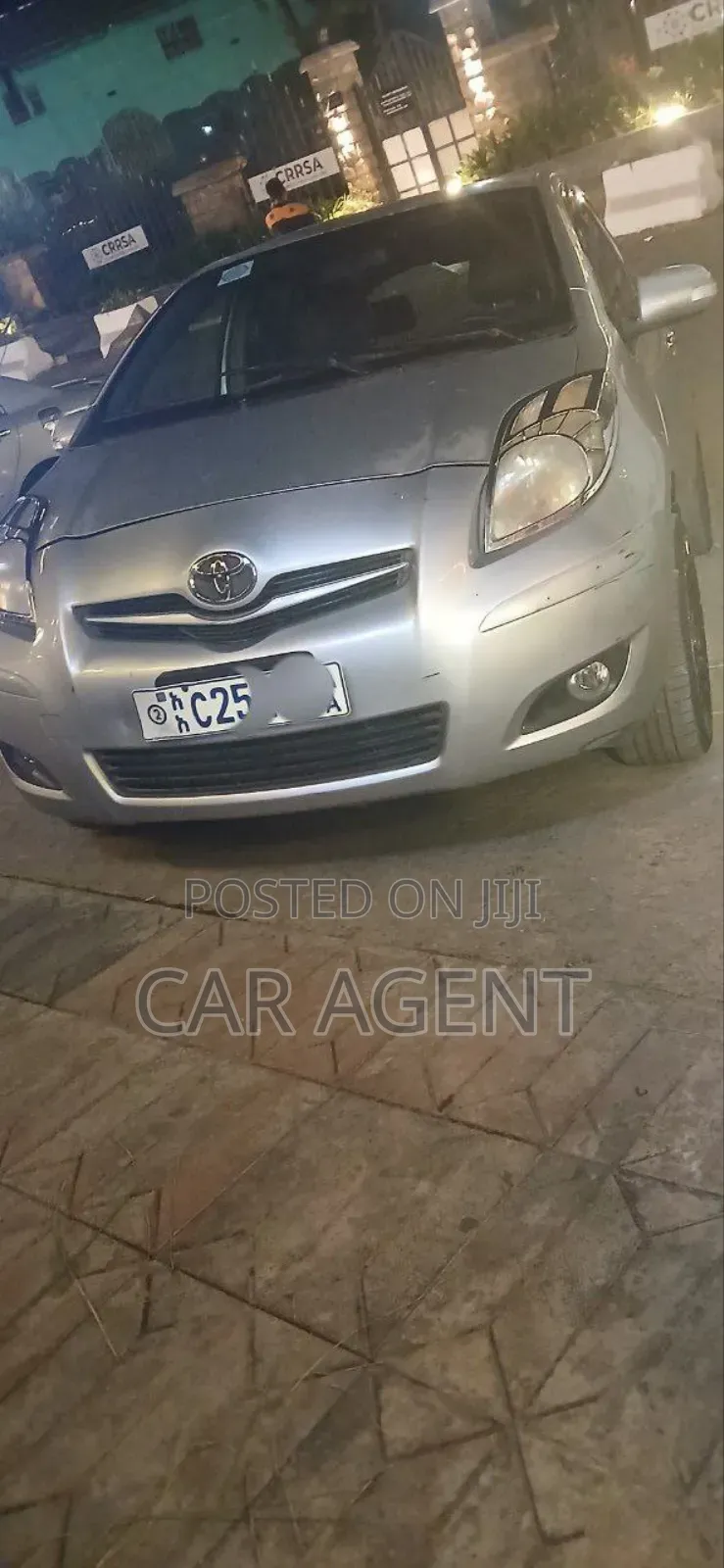 Toyota Yaris 2010 Silver