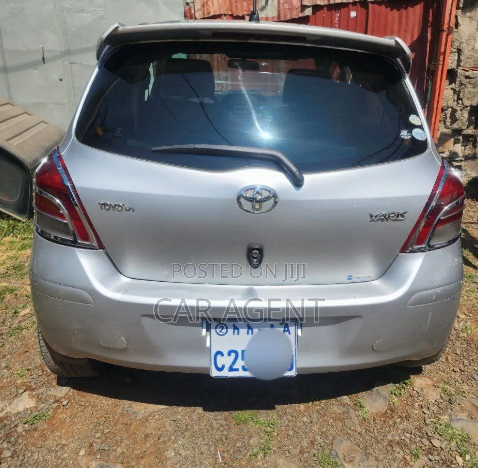 Toyota Yaris 2010 Silver