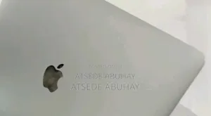 New Laptop Apple MacBook Pro 2017 8GB Intel Core i5 SSD 128GB