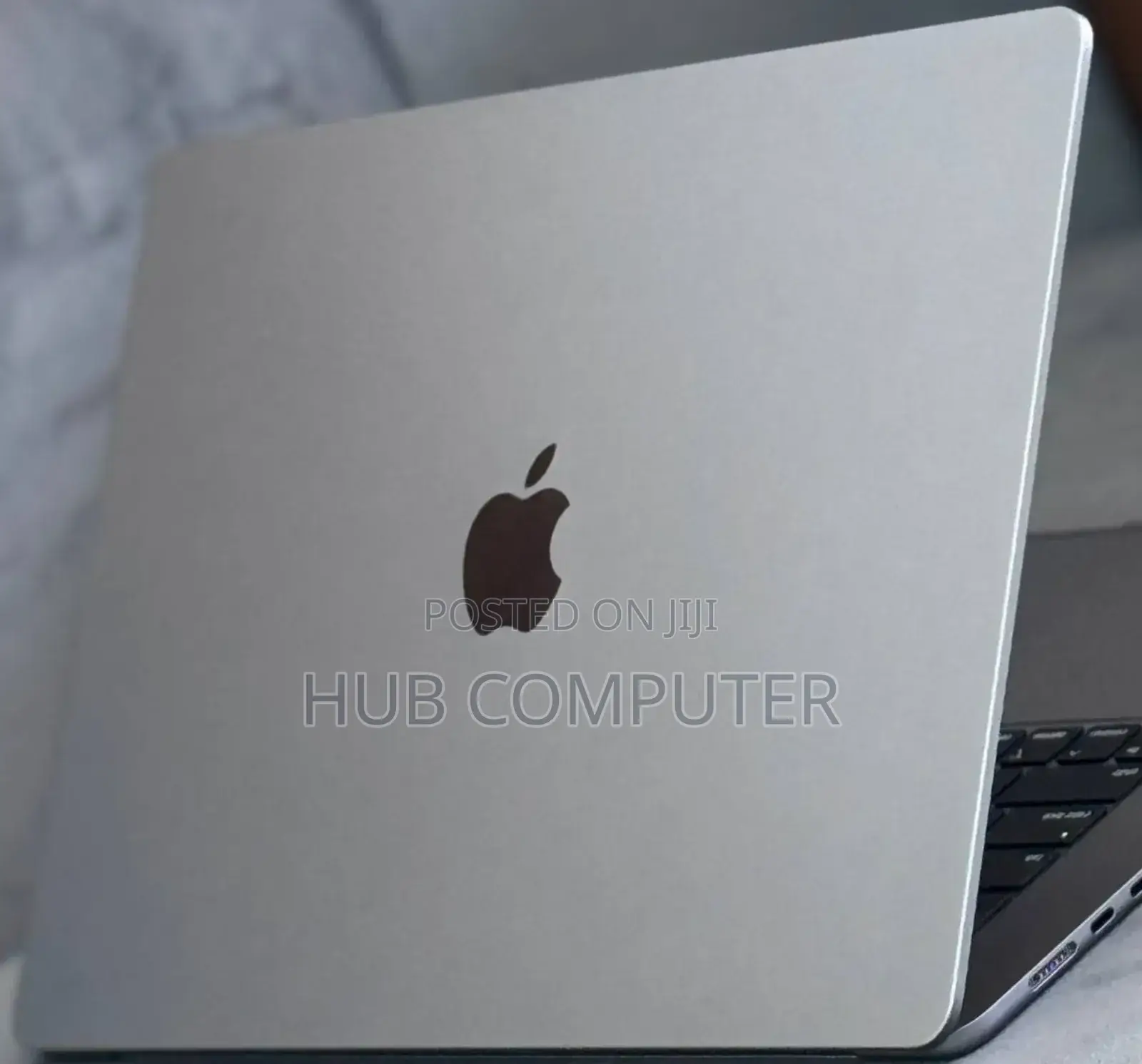 New Laptop Apple MacBook Air 2024 M3 15-Inch 8GB Apple M3 SSD 256GB