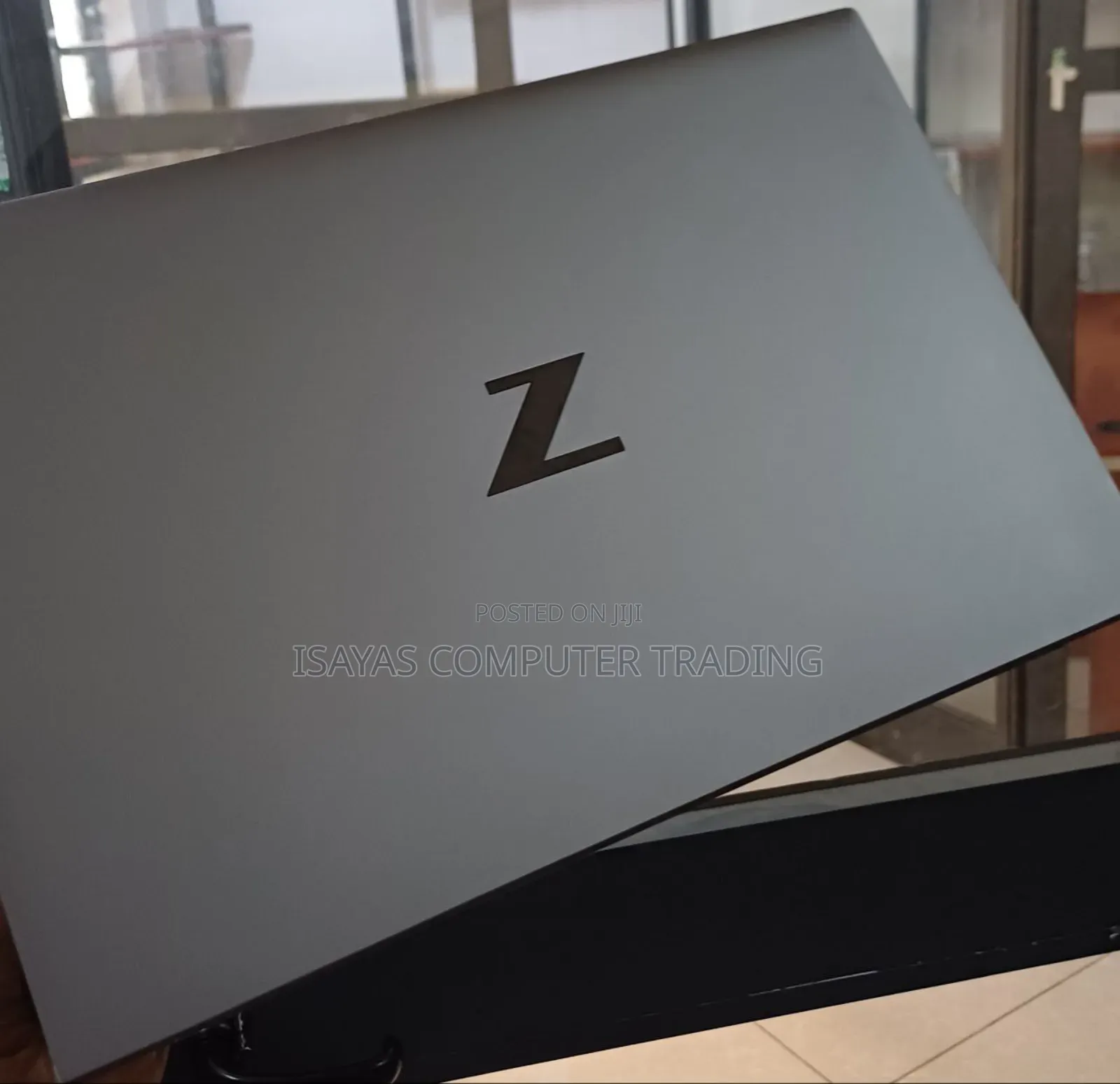 New Laptop HP ZBook Studio G8 16GB Intel Core I7 SSD 512GB