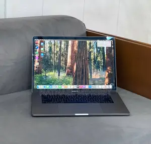 New Laptop Apple MacBook Pro 2019 16GB Intel Core I7 SSD 512GB