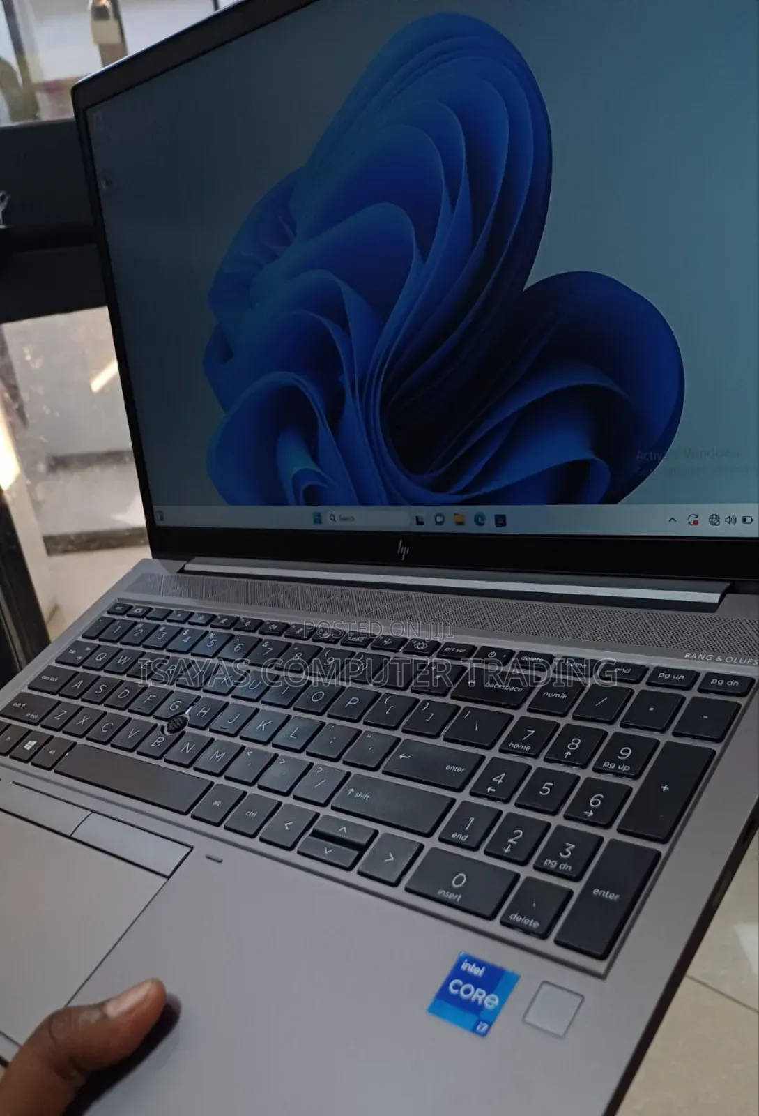 New Laptop HP ZBook Studio G8 16GB Intel Core I7 SSD 512GB