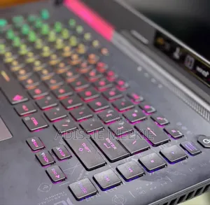 New Laptop Asus ROG Strix Hero II 32GB AMD Ryzen 7 SSD 1T