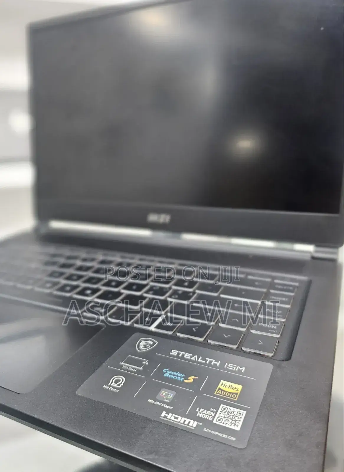 New Laptop MSI Stealth 16 AI Studio 16GB Intel Core i7 SSD 512GB