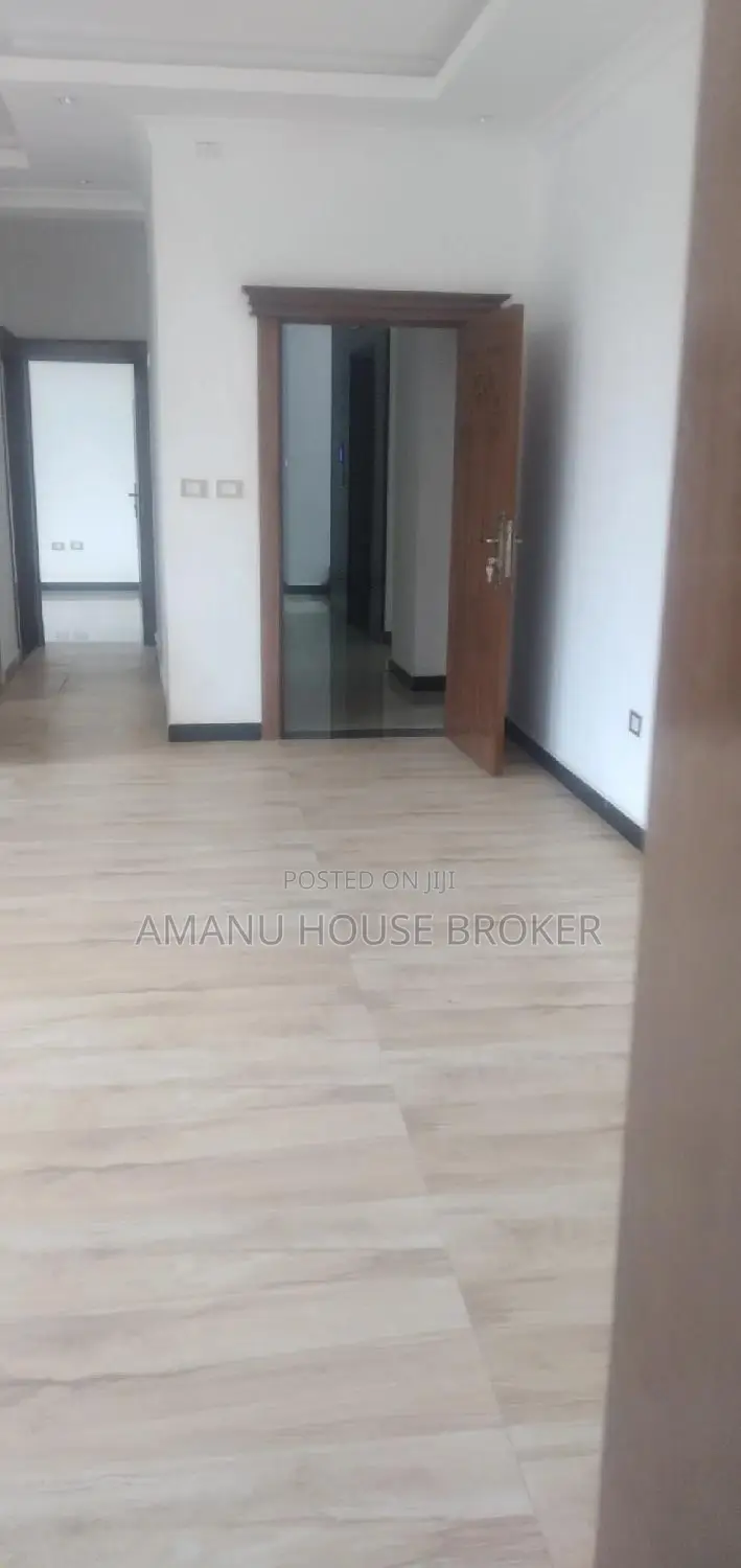 3bdrm Apartment in Urgent For Sale, Gullele for sale