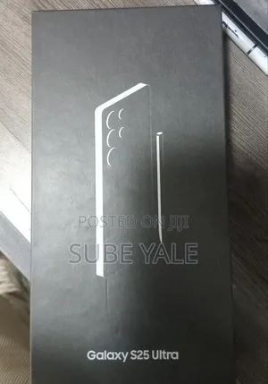 Photo - New Samsung Galaxy S25 Ultra 256 GB Silver