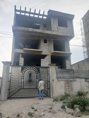 Photo - ጀሞ 1 አንበሳ ጋራጅ