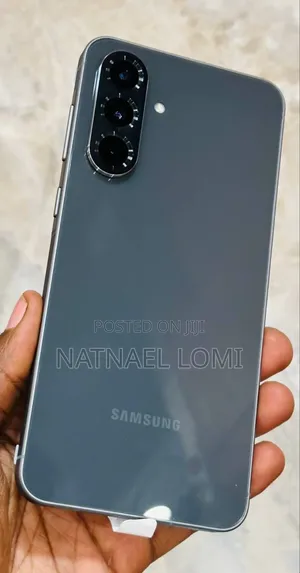 Photo - New Samsung Galaxy A56 256 GB Silver