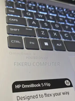 New Laptop HP OmniBook 5 14" 16GB Intel Core 7 SSD 512GB