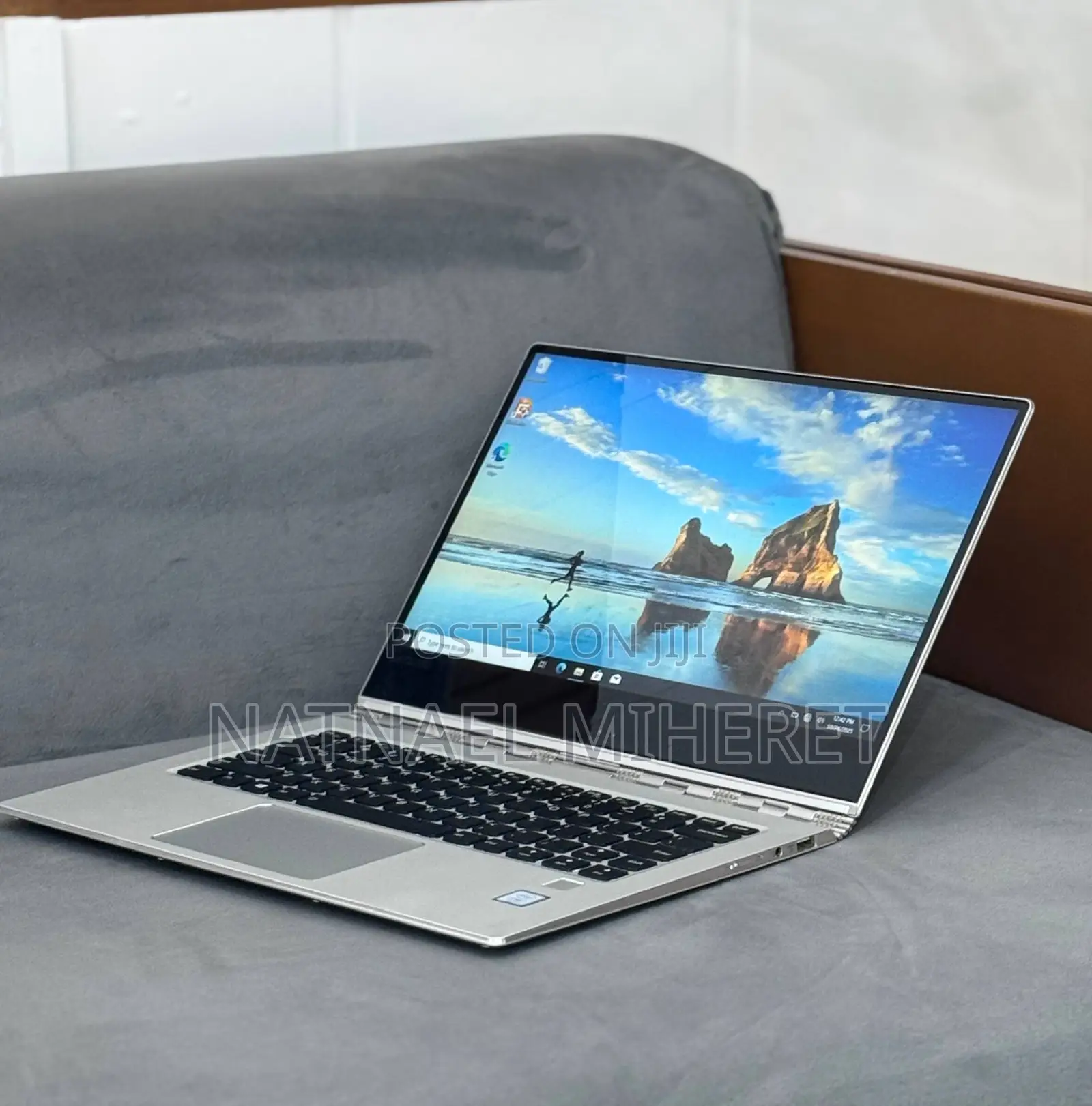 New Laptop Lenovo Yoga 910 8GB Intel Core I7 SSD 512GB