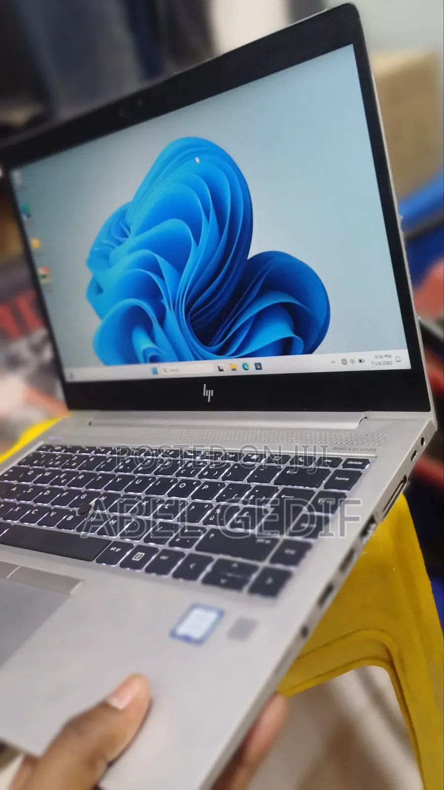 New Laptop HP EliteBook 840 16GB Intel Core i5 SSD 512GB