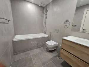 5bdrm Apartment in Kirkos for rent