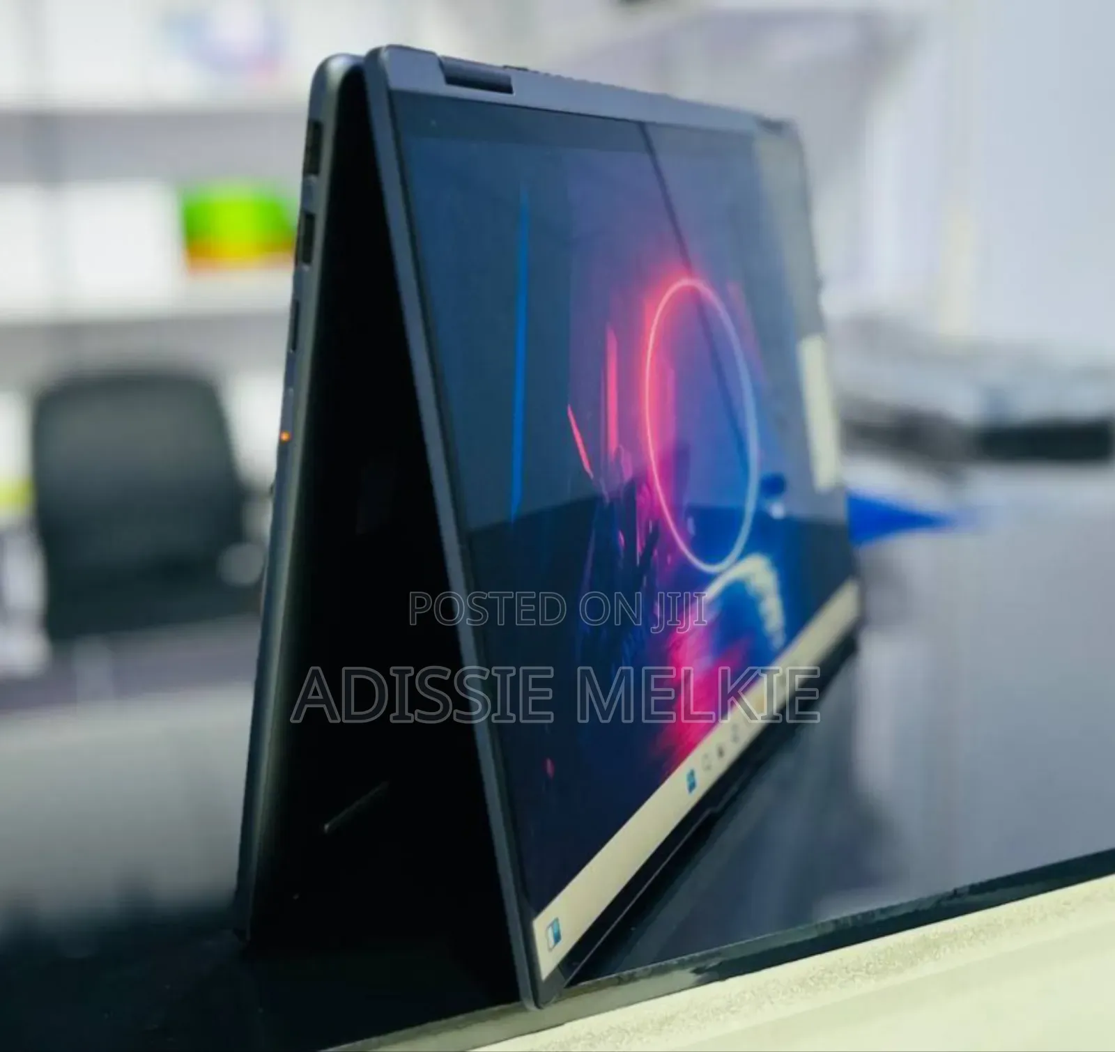 New Laptop Lenovo Yoga 7i 16GB Intel Core I7 SSD 512GB