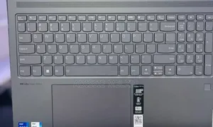 New Laptop Lenovo Yoga 7i 16GB Intel Core I7 SSD 512GB